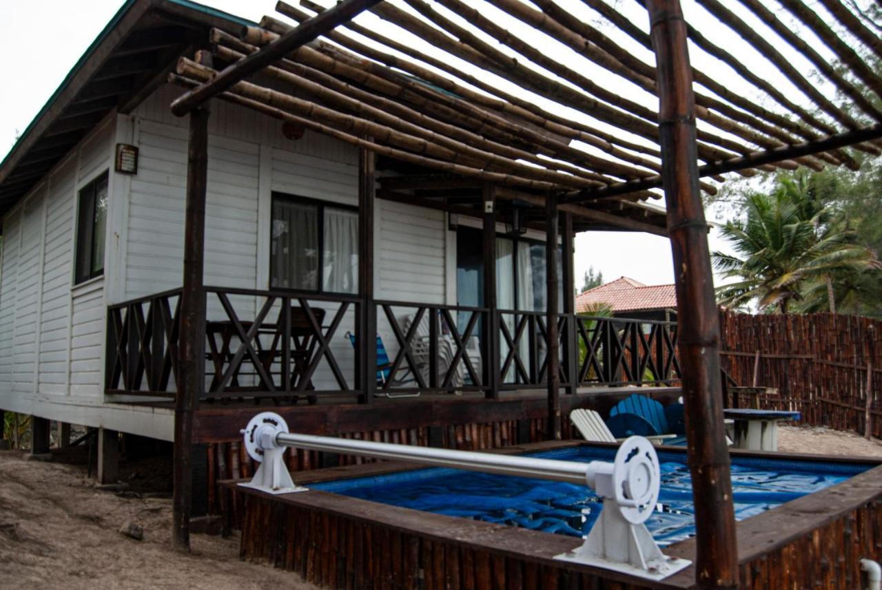 Hermosa cabaña en la playa con muelle Tuxpan  Exterior foto